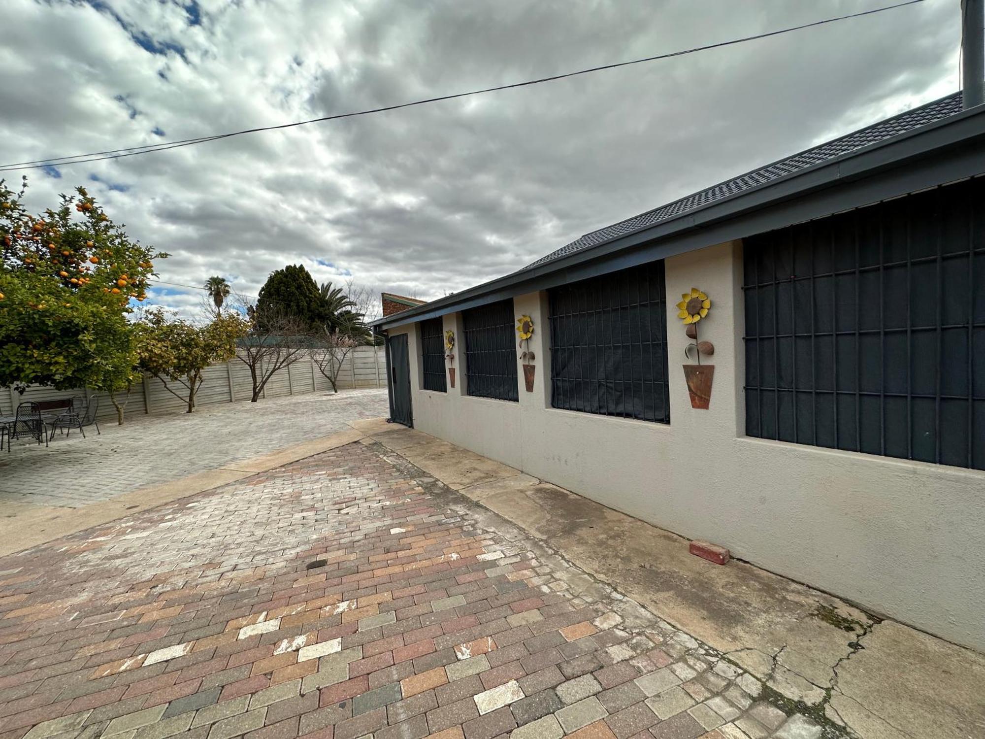 Favour Guest House Polokwane Exterior foto